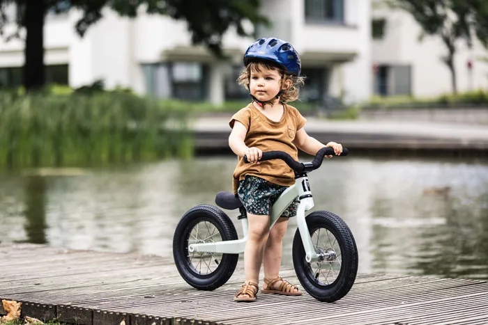 Moustache mercredi 12 — vélo électrique